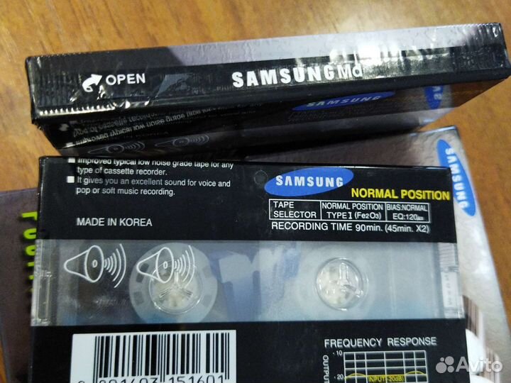 Аудиокассеты новые запечатанные Samsung 90