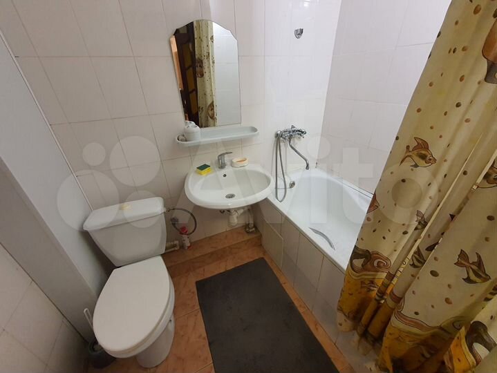 2-к. квартира, 55 м², 1/9 эт.