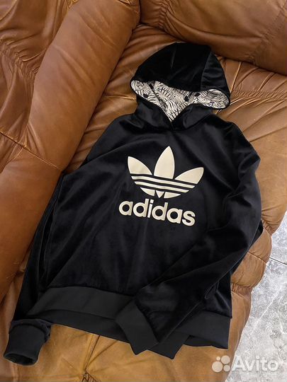 Худи велюровое adidas