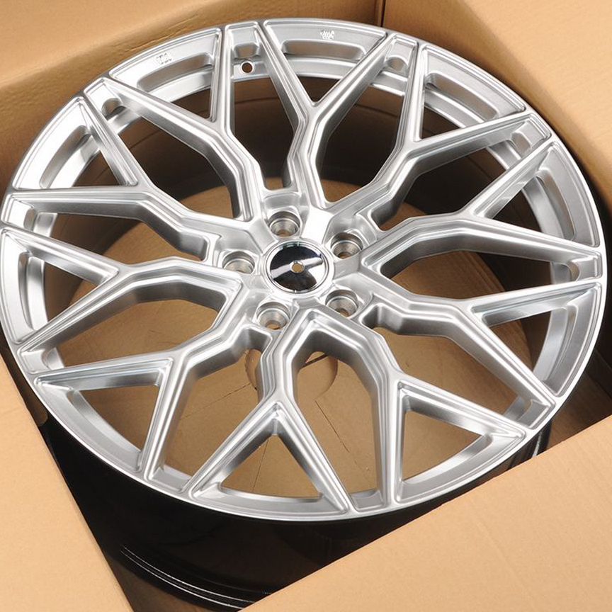Диски на Exeed TXL, Exeed VX KoKo Kuture 0319 9x21/5x108 D65.1 ET40 Hyper Silver литой