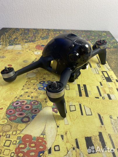 DJI FPV дрон почти новый
