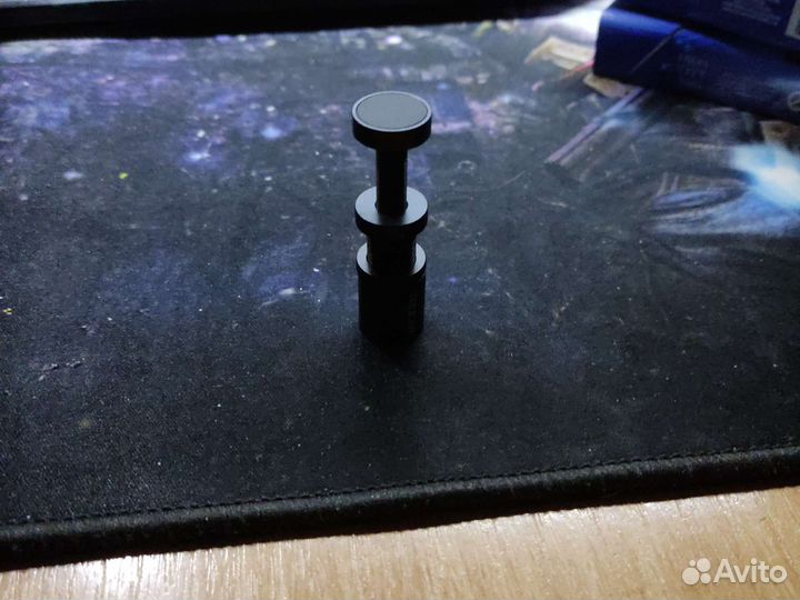 Винтовой кронштейн для видеокарты