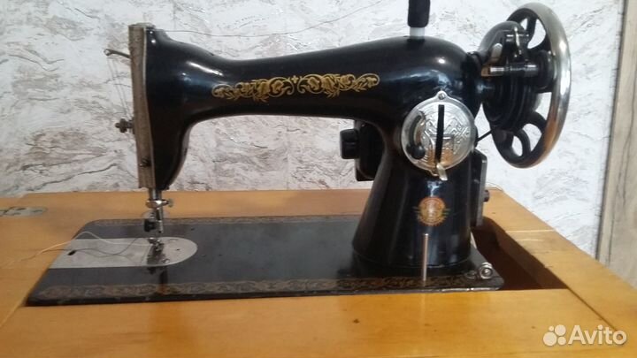 Швейная машинка бу электрическая
