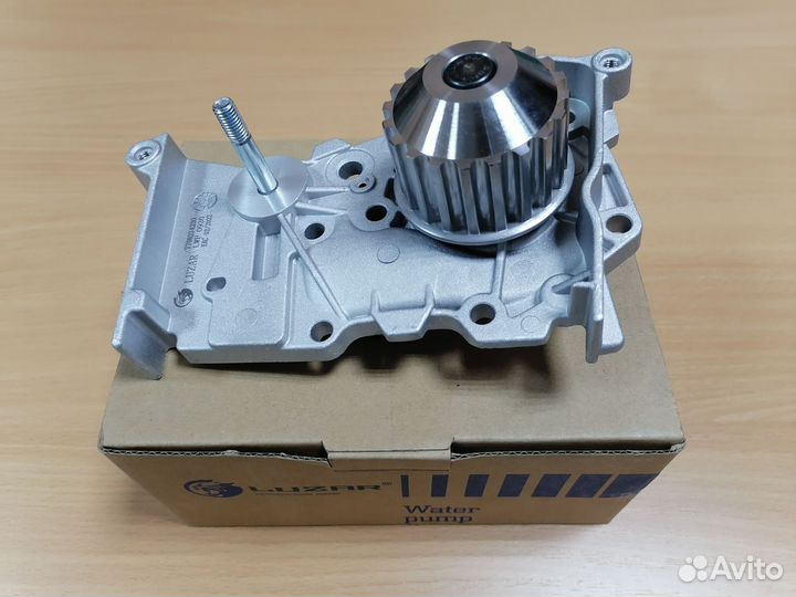 Largus k4m/k7m насос водяной, помпа, Luzar