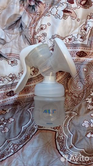 Молокоотсос avent ручной + бутылочка