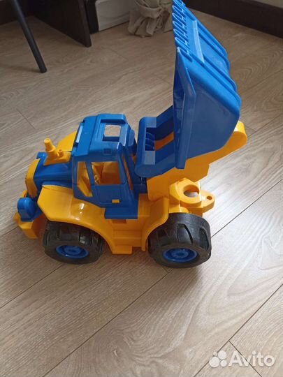 Трактор Нордпласт