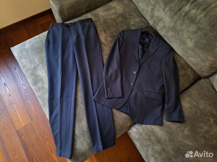 Мужской костюм Meucci 46 размер