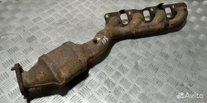 Коллектор выпускной правый Infiniti Qx 2004-2009