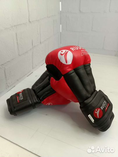 Перчатки для рукопашного боя