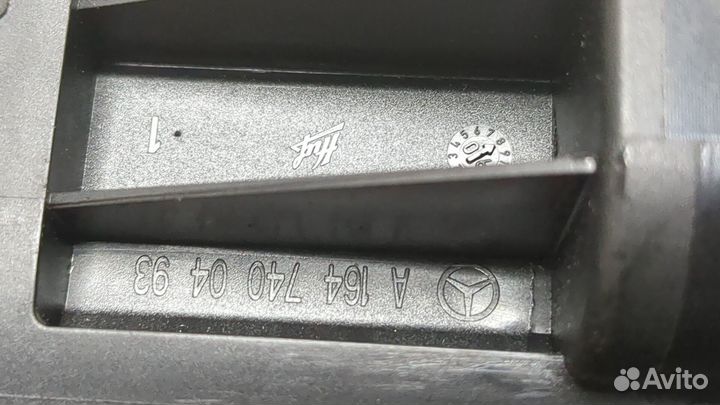 Подсветка номера Mercedes ML W164, 2007