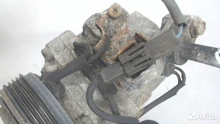 Компрессор кондиционера Daihatsu Sirion, 2005