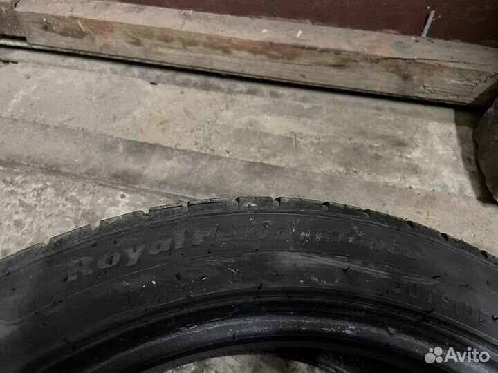 Royal Black Royal Performance 205/45 R16