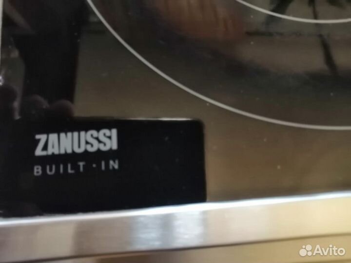 Духовой шкаф и панель Zanussi