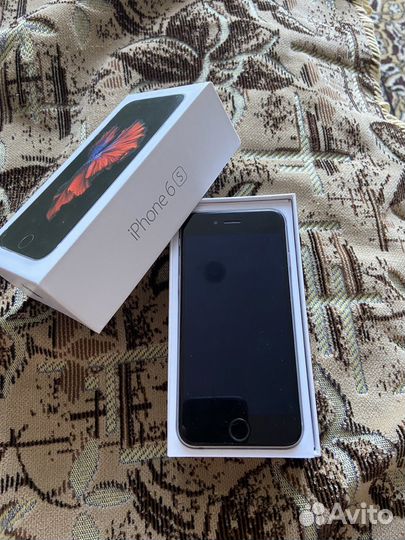 iPhone 6S, 16 ГБ