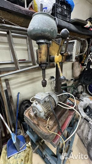 Сверлильный станок советский