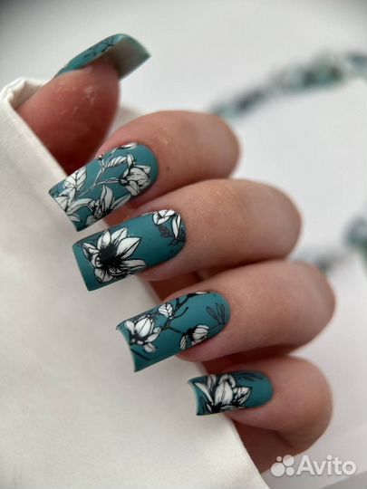 Маникюр Педикюр