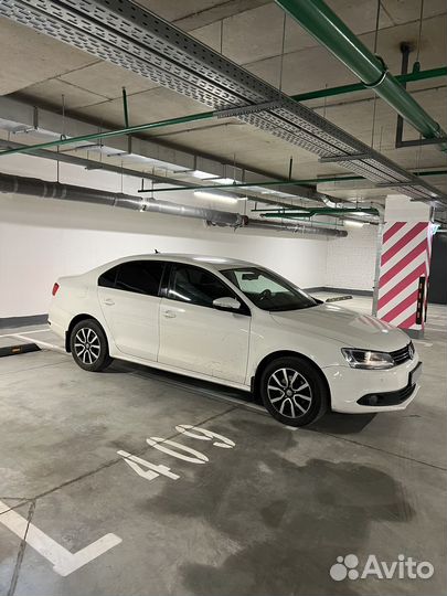 Volkswagen Jetta 1.6 AT, 2012, 159 600 км