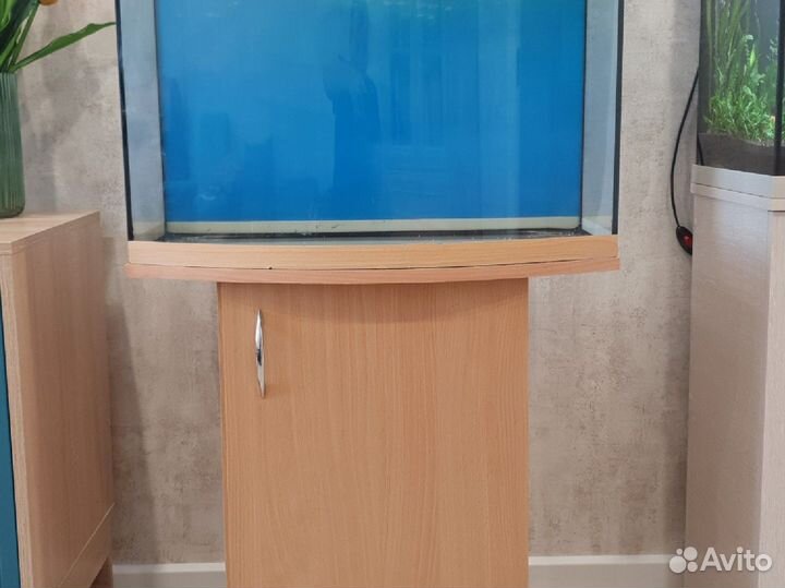 Аквариум с тумбой