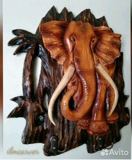 Резное деревянное панно-ключница Индийский Слон