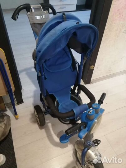 Детский велосипед с ручкой