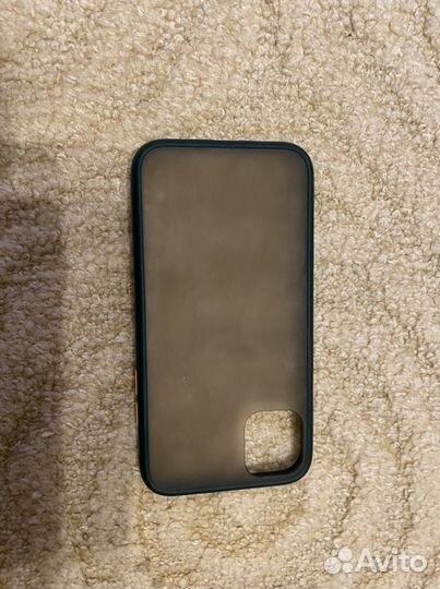 Чехол на iPhone 11