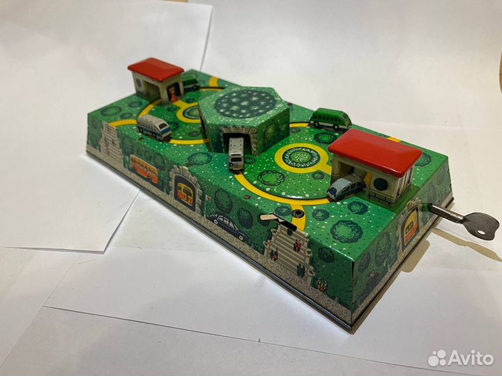 Игрушка лмз 