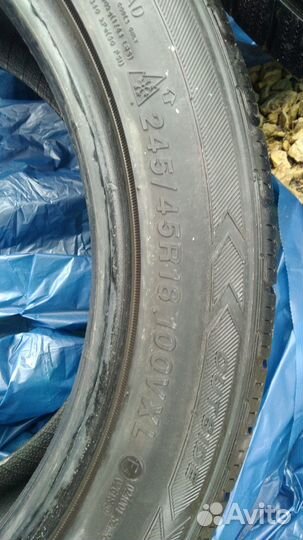 Minerva S210 Ice Plus 245/45 R18 100V