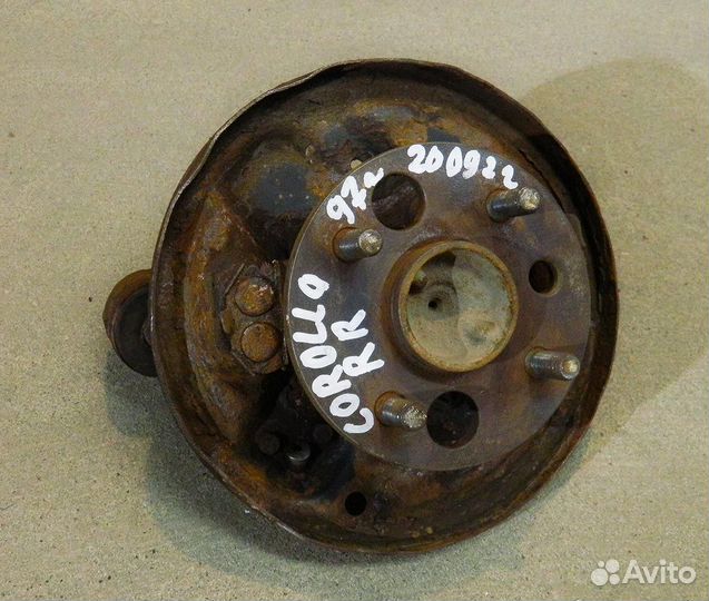 Кулак задний правый Toyota Corolla Е110