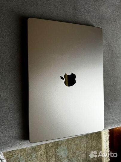 Macbook pro 14 m1 16 512