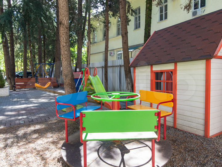 2-к. квартира, 80 м², 1/5 эт.