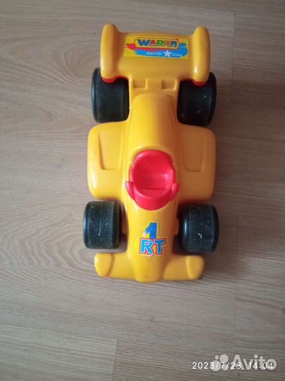Машинка игрушка