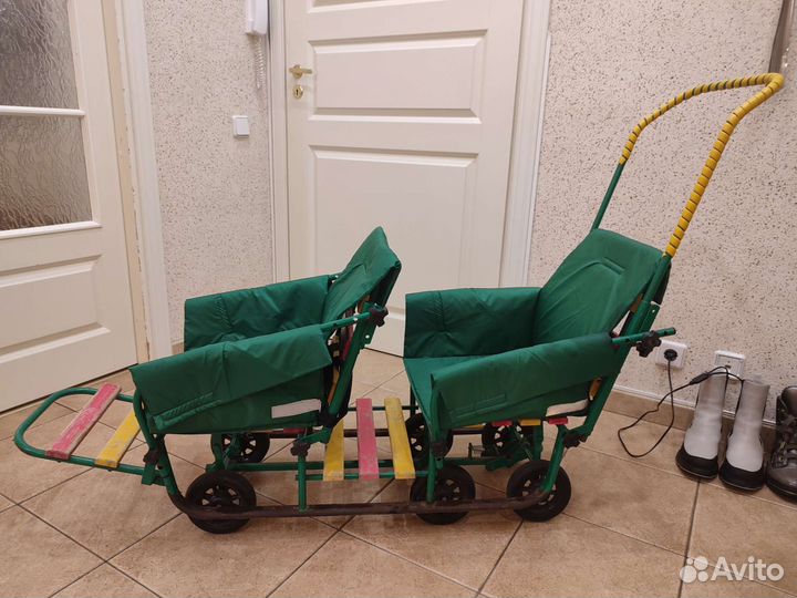 Санки двухместные с колесами
