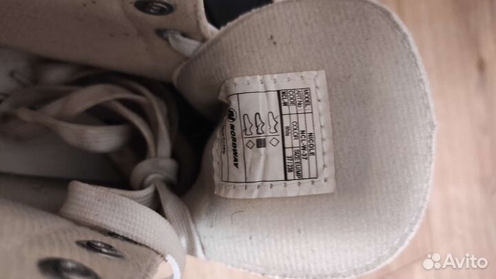 Коньки женские 37, 38