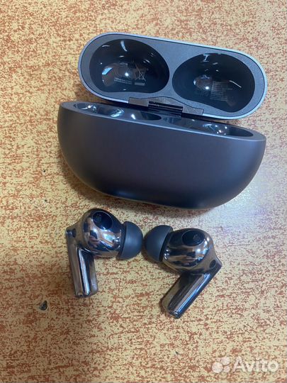 Беспроводные наушники