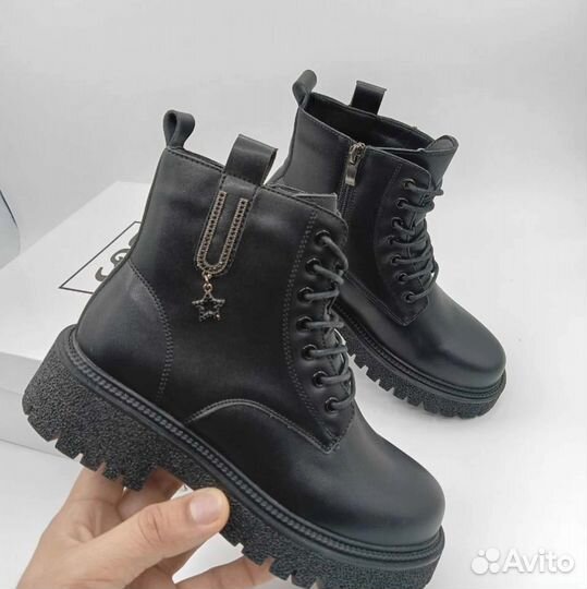 Ботинки новые демисезон 36 размер