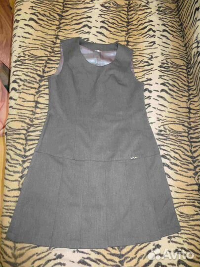 Сарафаны школьные 146-72 и 152-80 серые