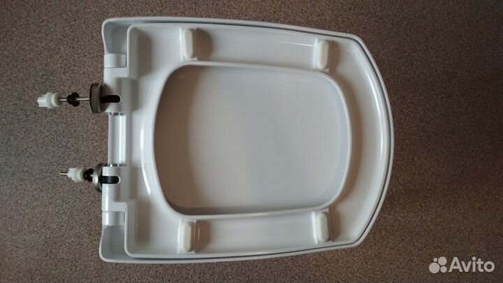 Сиденье для унитаза с микролифтом