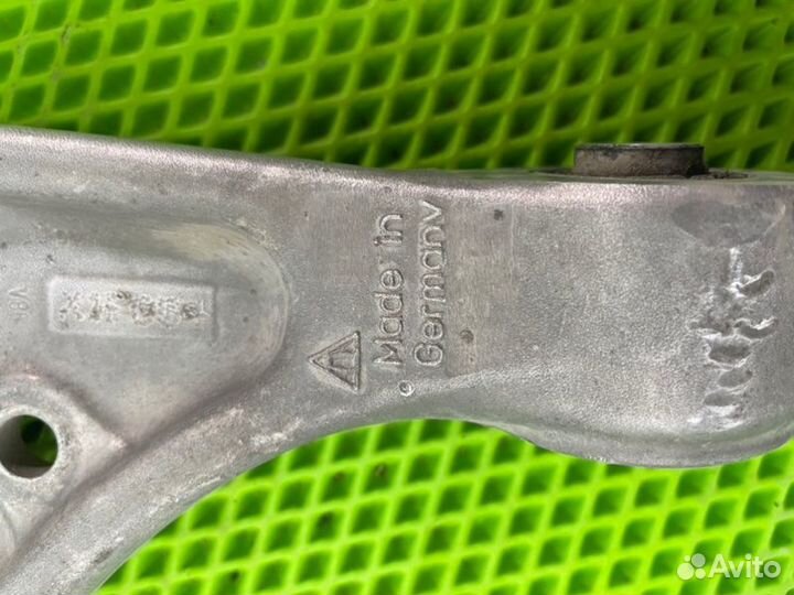 Рычаг подвески нижний передний правый Porsche