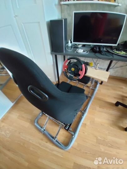 Стойка (кокпит) для симрейсинга