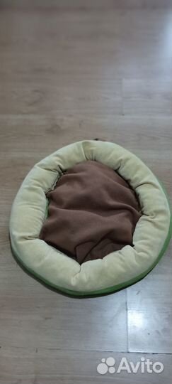 Лежанка для кошек