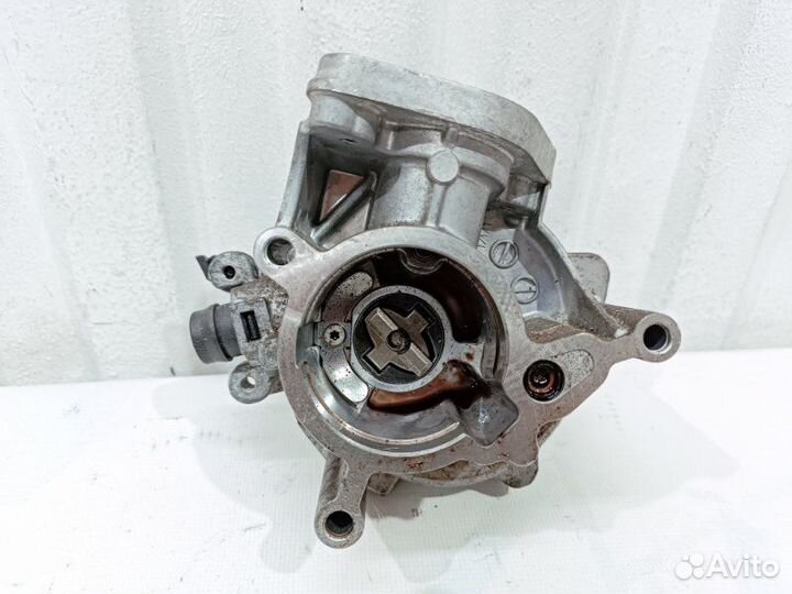 Вакуумный насос Audi A4 CJE