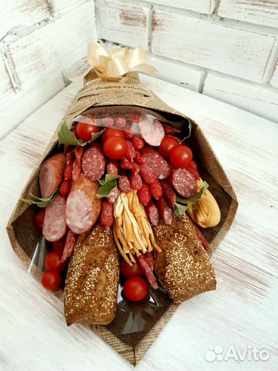 Мужской букет из колбасы 