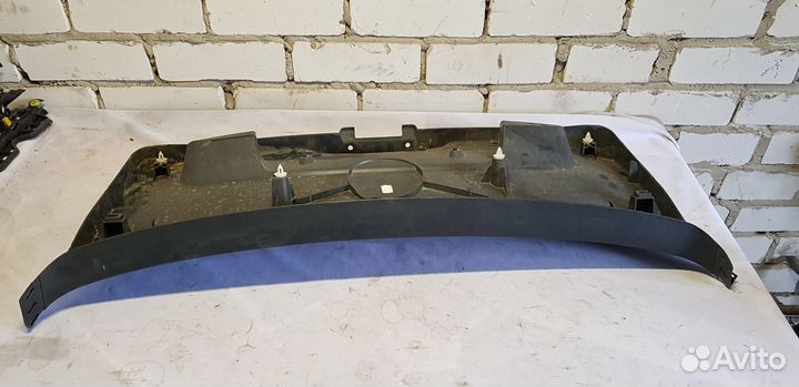 BMW 1-серия E87/E81 Обшивка Двери Багажника