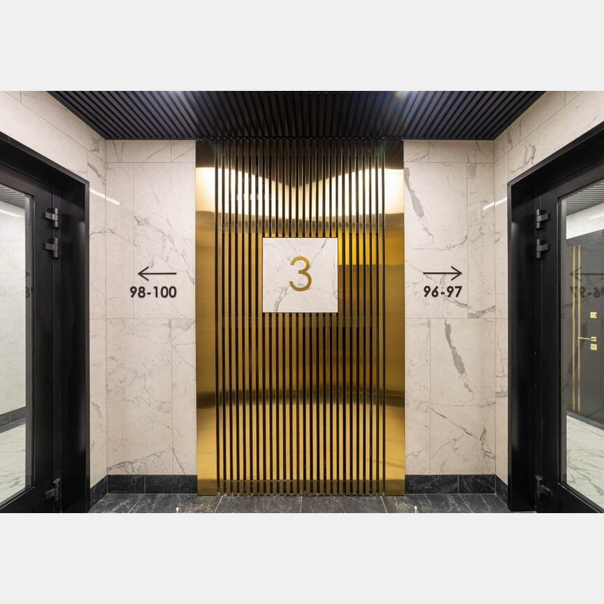 3-к. квартира, 129,5 м², 4/7 эт.