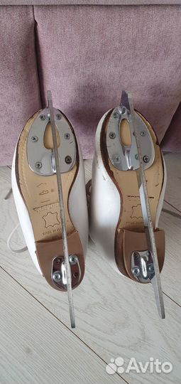 Фигурные коньки risport rf3