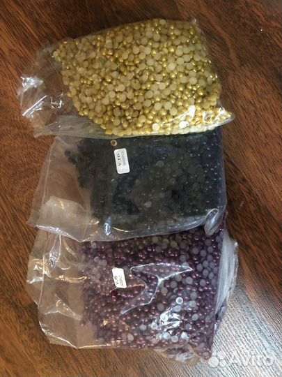 Бусины и полубусины