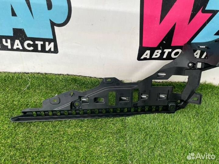 Кронштейн (крепление) Tesla Model S 2-й рест. 2022