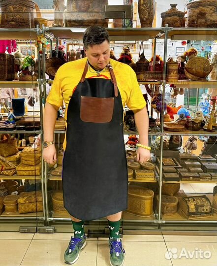 Фартук кожаный удлиненный