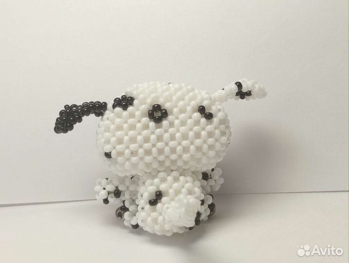 Далматинец из бисера ручной работы