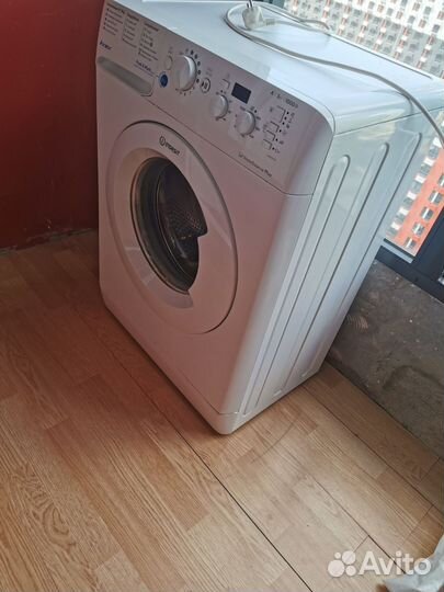 Стиральная машина indesit